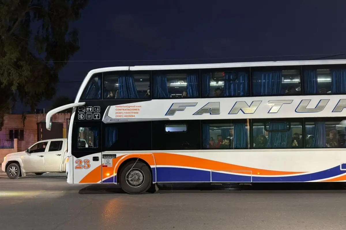 CONCENTRADOS. El plantel santo intentará dar el golpe en San Juan. Foto de Gonzalo Cabrera Terrazas.