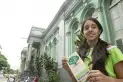 Recuerdos fotográficos: 2004. Una alumna eligió el árbol notable