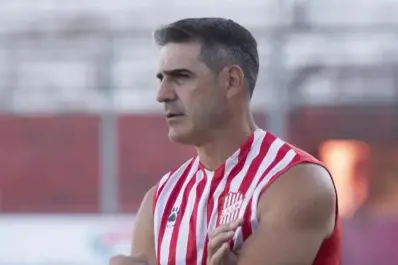 Los números de Ariel Martos en San Martín, entre la eficacia y la falta de identidad