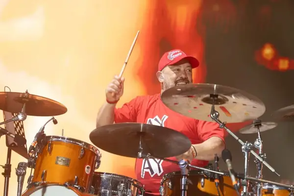 Murió el histórico baterista de Los Piojos, Daniel Buira