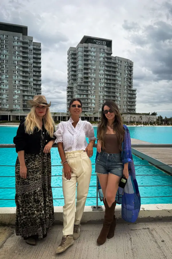 Fernanda Bringas, Milagros Brito y Sol García Hamilton.