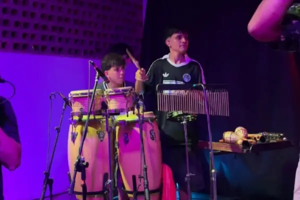 Kid's tiene algo especial: un recital con mezclas perfectas, canciones de todo tipo apto para todo público