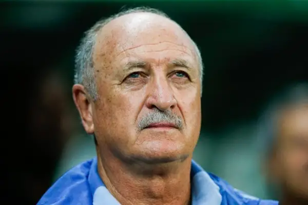 Scolari eligió entre Bianchi y Gallardo y comparó a Scaloni con el “Virrey”