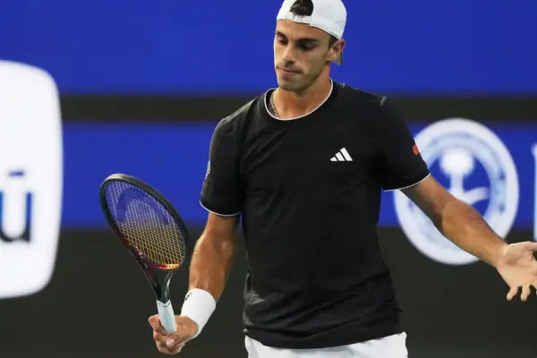 Cerúndolo escalará al puesto 18 del ranking mundial pese a la derrota frente a Zverev