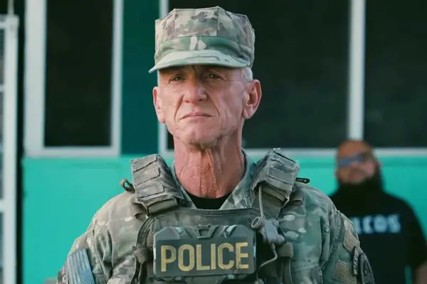 Sean Penn empezó a gestar su tercer Oscar desnudo y mojado