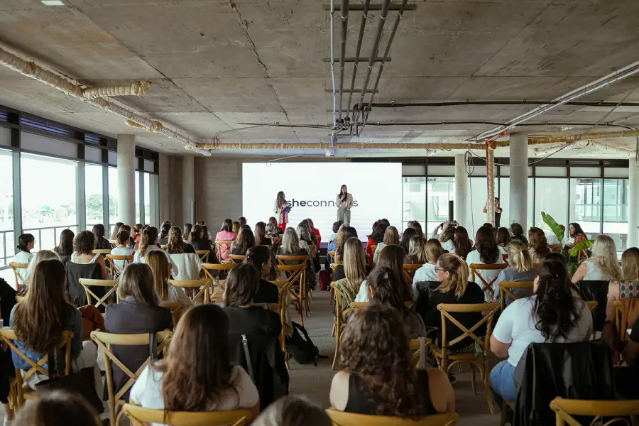 Emprender en red: She Connects 2026 reunió a mujeres líderes en Salta