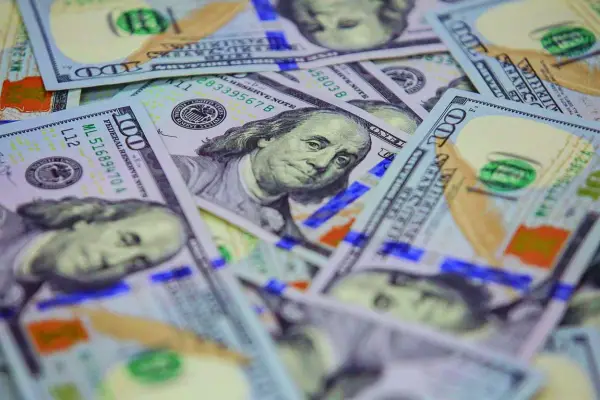 En febrero cayó la compra de dólares respecto de enero