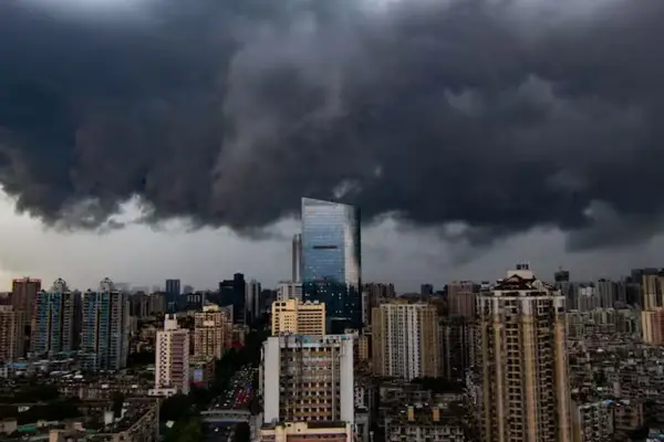 Riesgo por tormentas severas en el país: las provincias bajo alerta naranja y amarillo