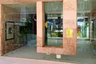 Detectan que Manuel Adorni gastó $14 millones en muebles para su departamento de Caballito