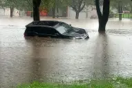 Mar del Plata: un fuerte temporal dejó barrios bajo el agua y se espera más lluvia y viento