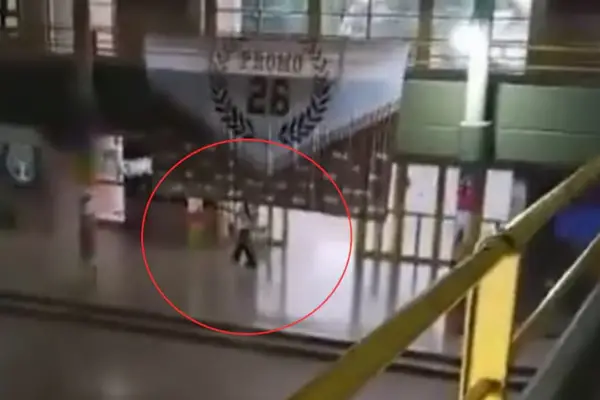 Horror en una escuela de Santa Fe: qué dijo la defensa de la familia del joven que mató a un compañero