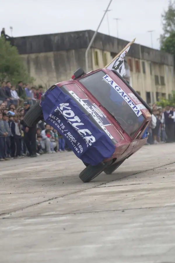 Recuerdos fotográficos: 2001. Vértigo y emoción con el acróbata “Motpaka”