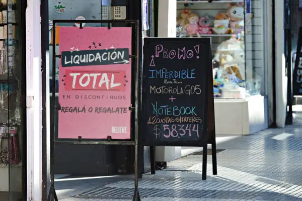 Cierres, caída de ventas y presión impositiva: el complejo escenario del comercio en Tucumán