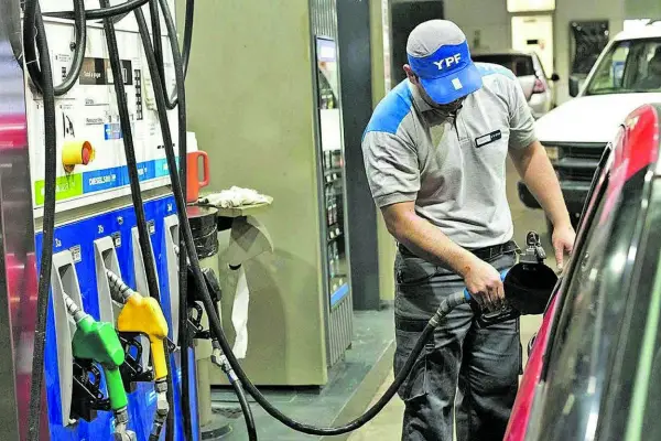 YPF congela los precios de sus combustibles por 45 días