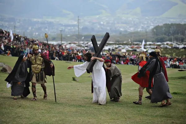 Dónde y cómo ver La pasión de Cristo: una historia y muchas maneras de contarla