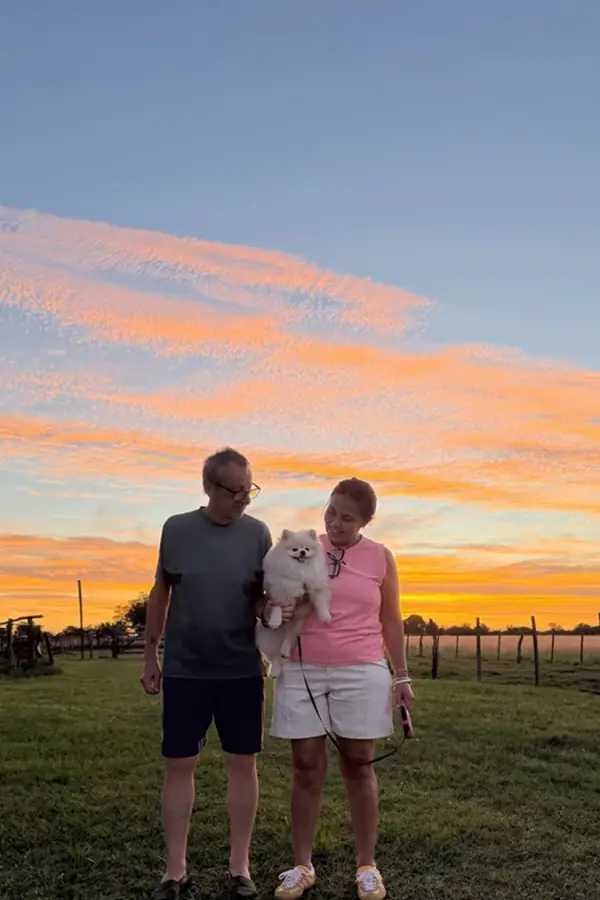 Emilia Mernes publicó una imagen de su papá y su mamá en Miami