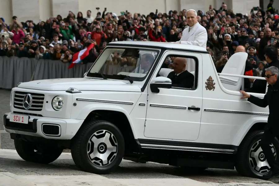 León XIV celebró sus primeras Pascuas haciendo foco en la guerra en Oriente Medio