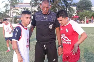 El Pulga Rodríguez volvió a jugar en Ñuñorco y crece la ilusión en Tucumán