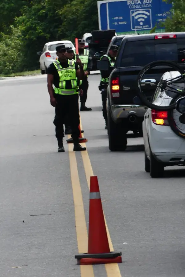 Procedimiento policial en la ruta 307. LA GACETA / OSVALDO RIPOLL