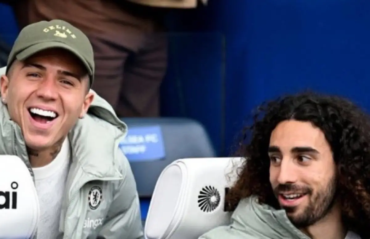 Enzo Fernández se sentó en el banco de suplentes durante la goleada del Chelsea.