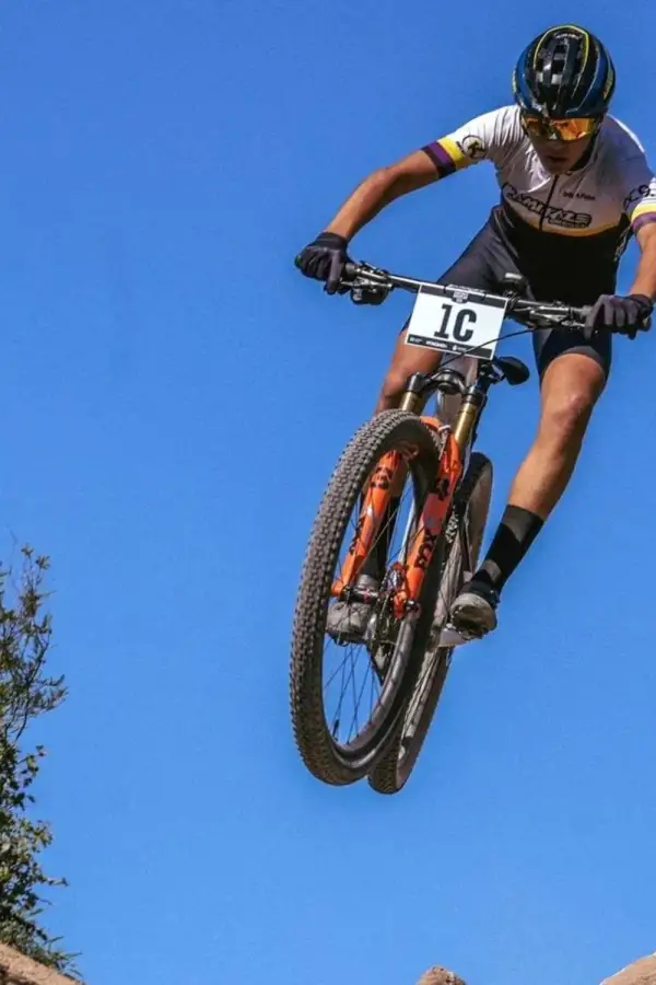 NOTABLE ACCIÓN. Facundo Zotes se consagró campeón Argentino en la especialidad Relevos.