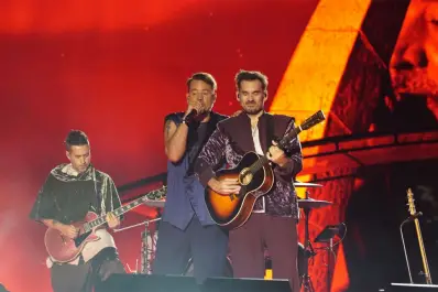 Tras la tormenta, la canción: Tan Biónica volvió con un show para recordar