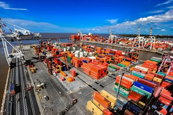 Lanzan una carrera virtual en comercio exterior: requisitos, modalidad y cómo anotarse