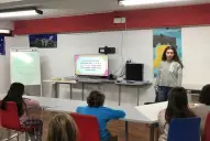 Tiene 19 años y creó un club para enseñar tecnología a chicos que no tenían dónde aprender