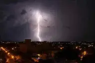 Ciclogénesis y alertas naranja y amarilla: vientos, tormentas, lluvias abundantes y granizo amenazan a seis provincias