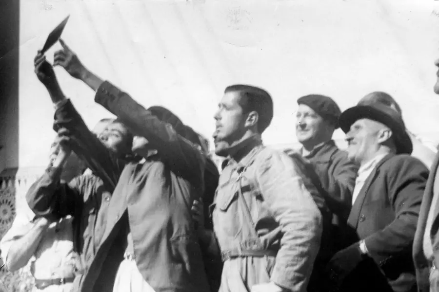 Recuerdos fotográficos: cómo vivió Tucumán el eclipse de sol de 1952