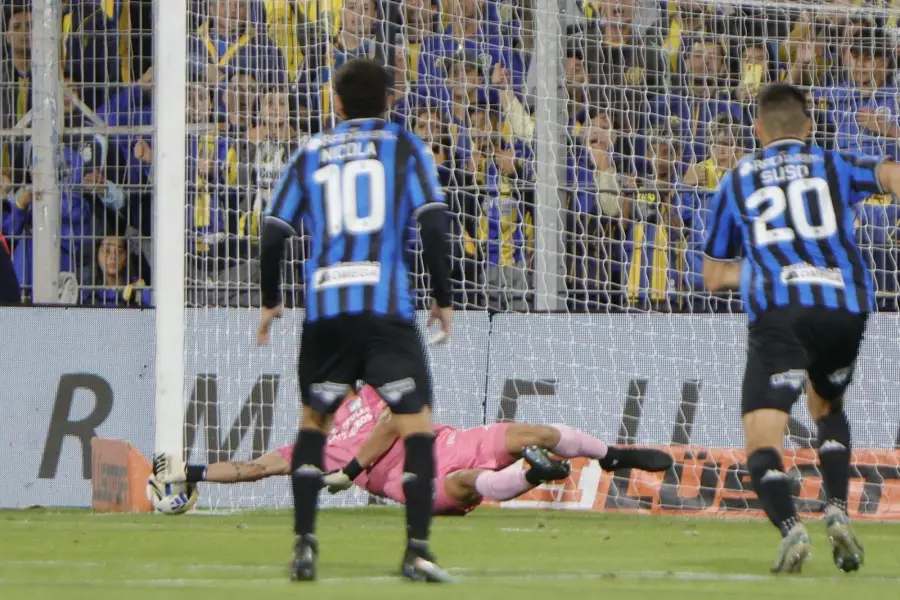 Luis Ingolotti, tras el penal atajado: No sé si fue un desahogo, pero sí un poco de tranquilidad