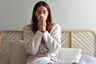 Descrubren el remedio natural que previene la gripe: está en el sudor, saliva y las lágrimas