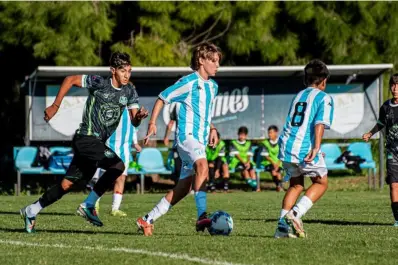 Atlético Tucumán brilló en su debut en el torneo de Pre AFA