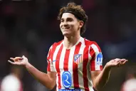 Bombazo: una leyenda culé asegura que Julián Álvarez está cerca de jugar en Barcelona