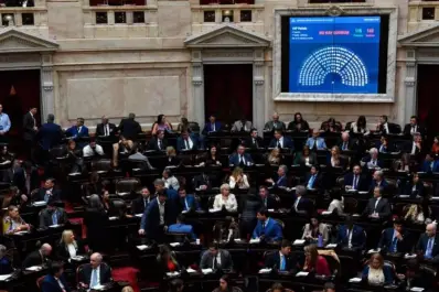 La Cámara de Diputados aprobó esta madrugada la Ley de Glaciares, tras una sesión polarizada
