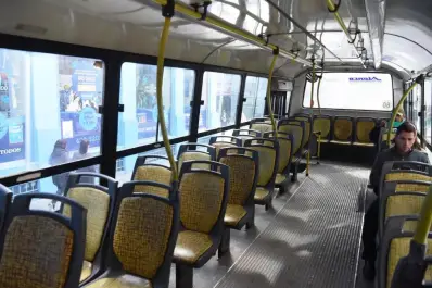 Carlos Arnedo asume en medio de la crisis del transporte y advierte sobre “extorsiones” del sector