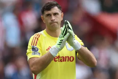 Buenas noticias para el Aston Villa y la Selección: el Dibu Martínez se recuperó y está disponible