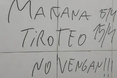 Investigan a los autores e instigadores de las amenazas de tiroteo en dos colegios tucumanos: “No es una broma, es delito”
