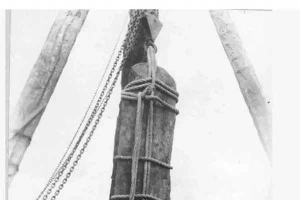 Recuerdos fotográficos: 1915. Onelli, el naturalista que plantó el menhir en el parque