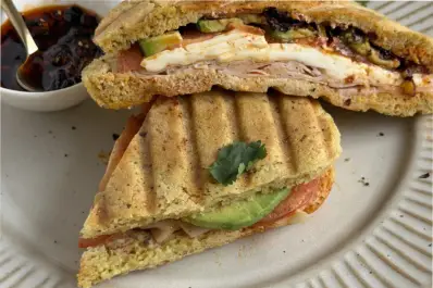 Sandwich sin pan en el desayuno: cómo hacer la versión saludable y alta en proteínas