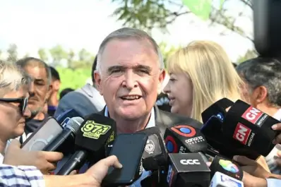 Amenazas de tiroteo: Jaldo ratificó que en Tucumán se aplicará “todo el peso de la ley”