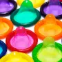 Salud sexual: cómo funciona el preservativo que cambia de color si detecta una ITS