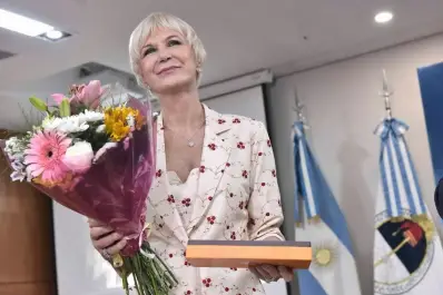 La Legislatura distinguió la trayectoria de Catalina Lonac