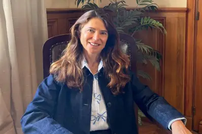 Una obra clave sobre el diálogo entre cortes: lo presentará Claudia Sbdar en la UBA