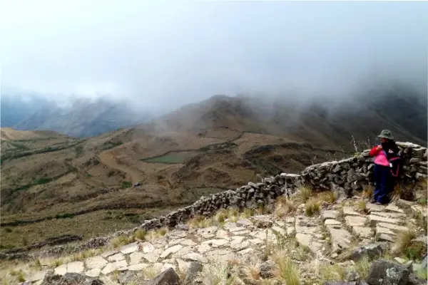 Caminar sobre las nubes: el legendario sendero a 4.000 metros que es Patrimonio de la Humanidad
