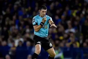 “Dan ganas de dejar de jugar”: la furiosa reacción de Pablo Magnin contra el arbitraje argentino