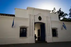 Me voy con la conciencia del deber cumplido: la emotiva despedida de Posse de la Casa Histórica