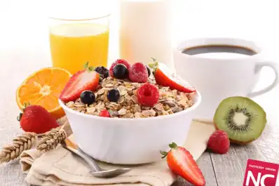 Desayunos saludables de otoño: 5 ideas con frutas de estación fáciles y nutritivas