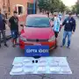 Circulaban en auto por la capital con más de 13 kilos de marihuana y fueron detenidos