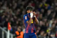 Alarma en España: Lamine Yamal se lesionó en Barcelona y se pierde el resto de la temporada